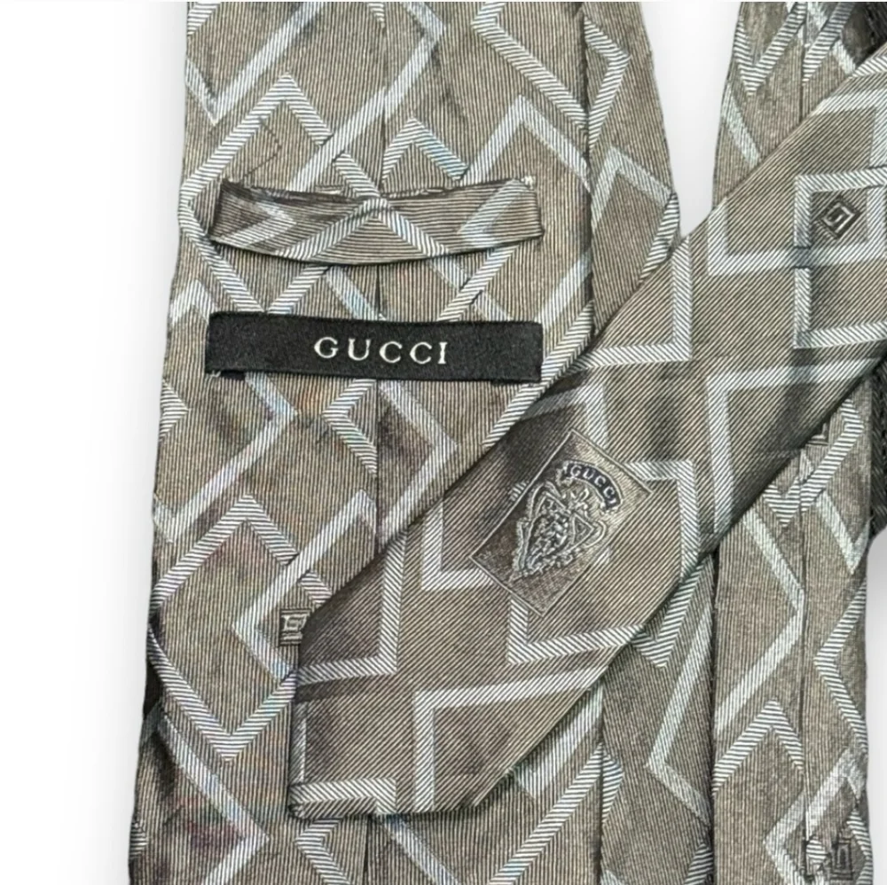 GUCCI Woven Jacquard Silk Tie Grey & Light Blue Interlocking Squares